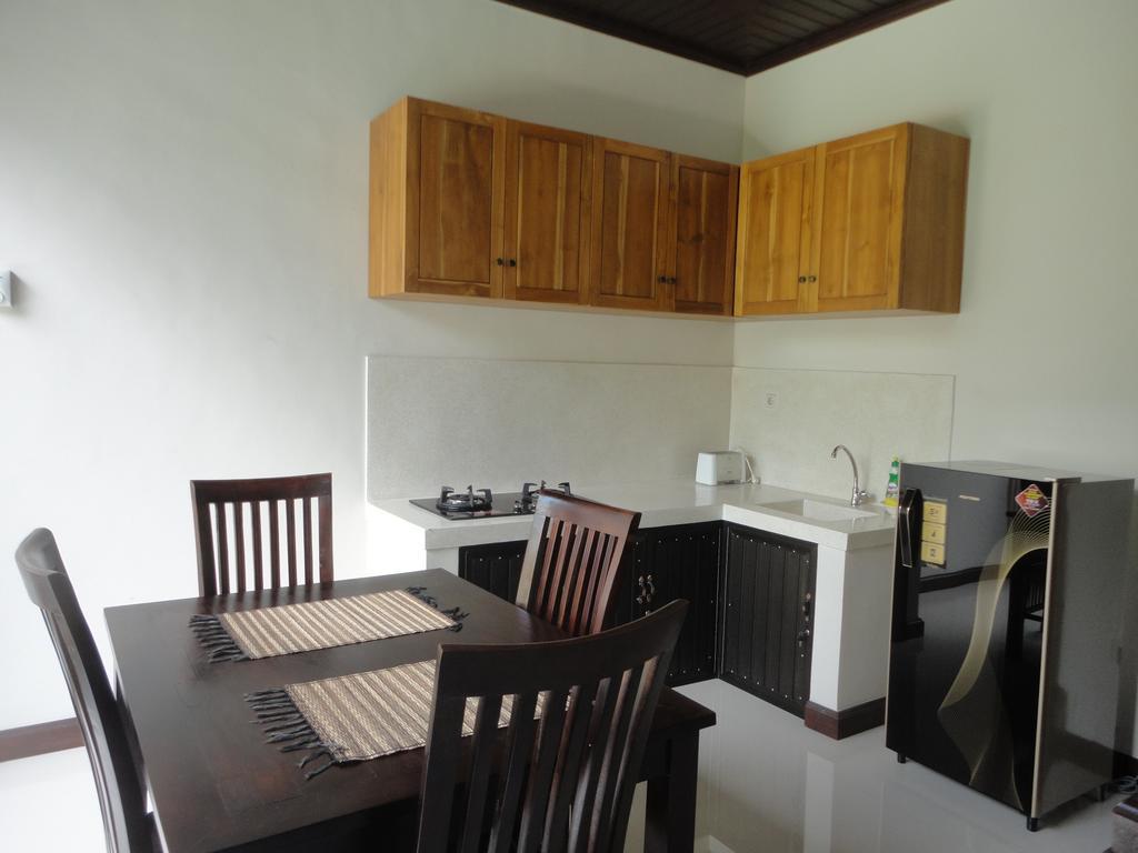 Alit Bali Villa Canggu Стая снимка