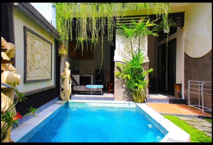 Alit Bali Villa Canggu Стая снимка